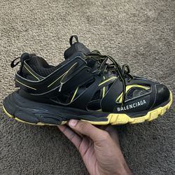 Balenciaga Tracks