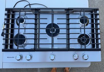 Gas cooktop 36”