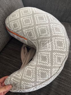 Travel size breastfeeding pillow