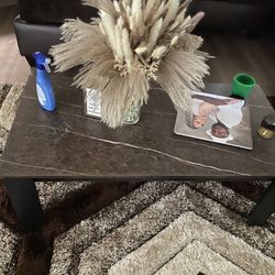 COFFEE TABLE AND SIDE TABLE