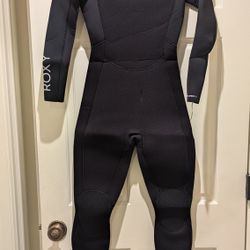 Womens Sz 6, 4:3 Full Wetsuit