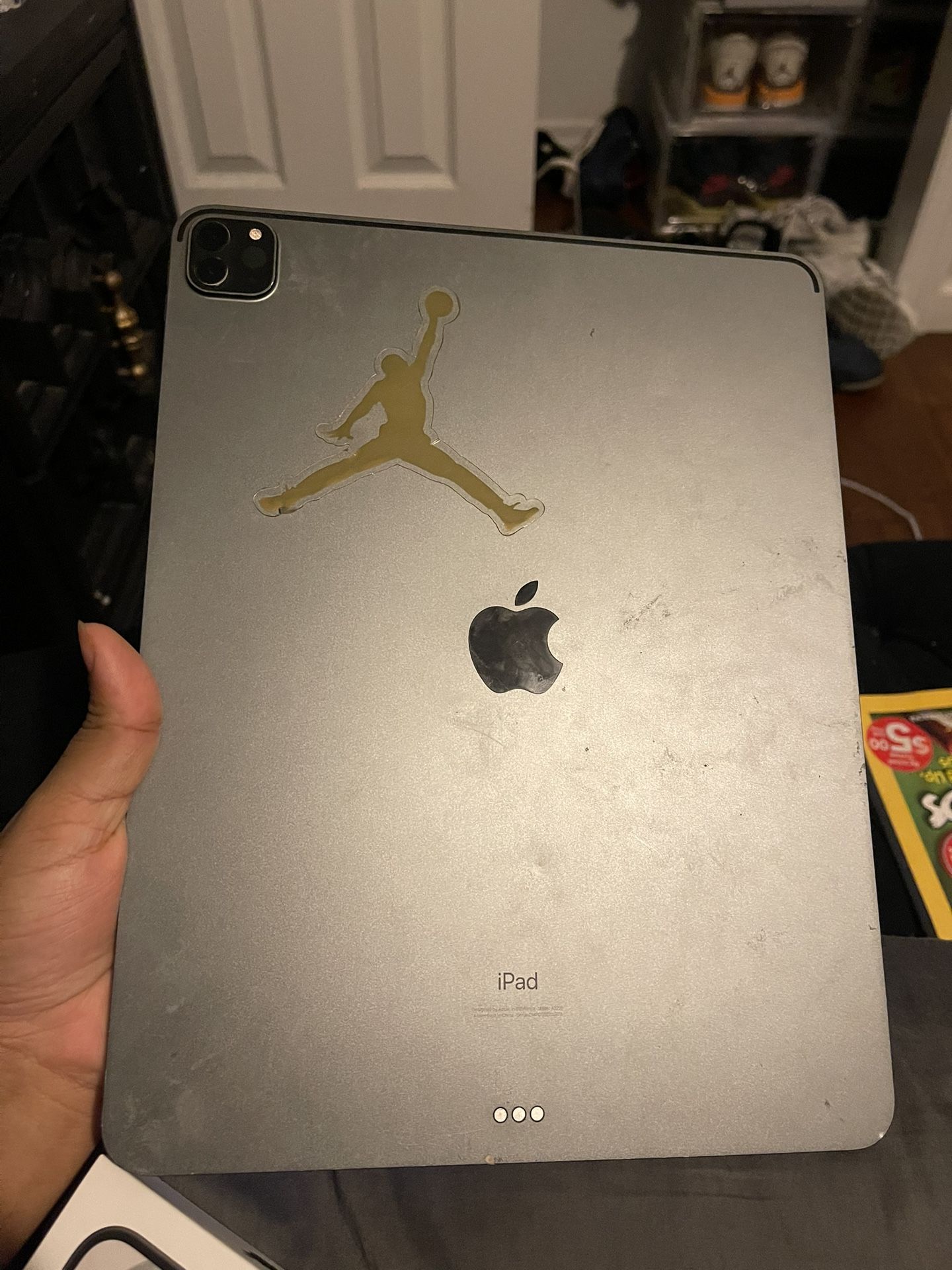 11.9 iPad