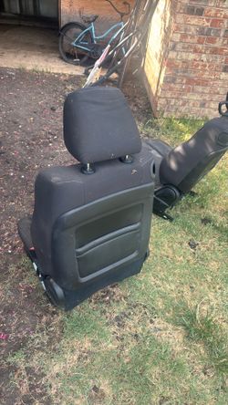 Dodge Challenger Seat