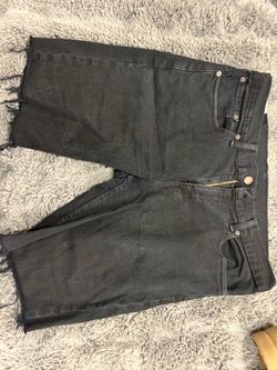 Levi Strauss Black Cutoff Shorts – Size 34x32 Classic Style
