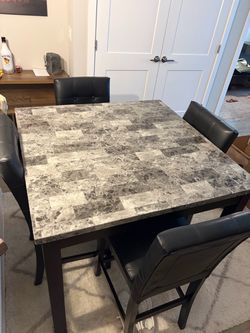Counter Height Dining Table Set with 4 Chairs