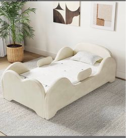 Toddler bed