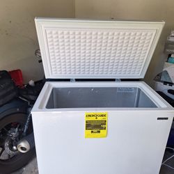 7 Cubic  Feet Freezer Chest