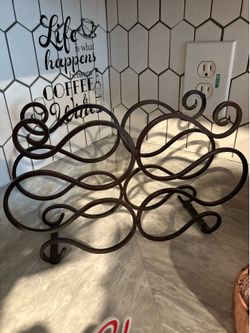 Wine accessories