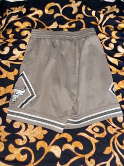Bulls Mitchell and ness shorts