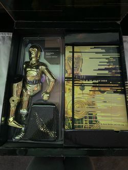Star Wars C-3PO Limited Edition Figure with Book