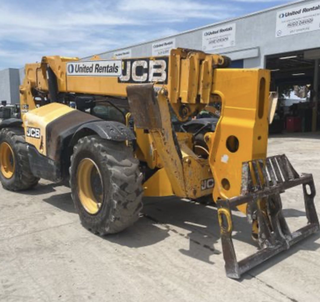 Forklift 10000# 56’ Reach