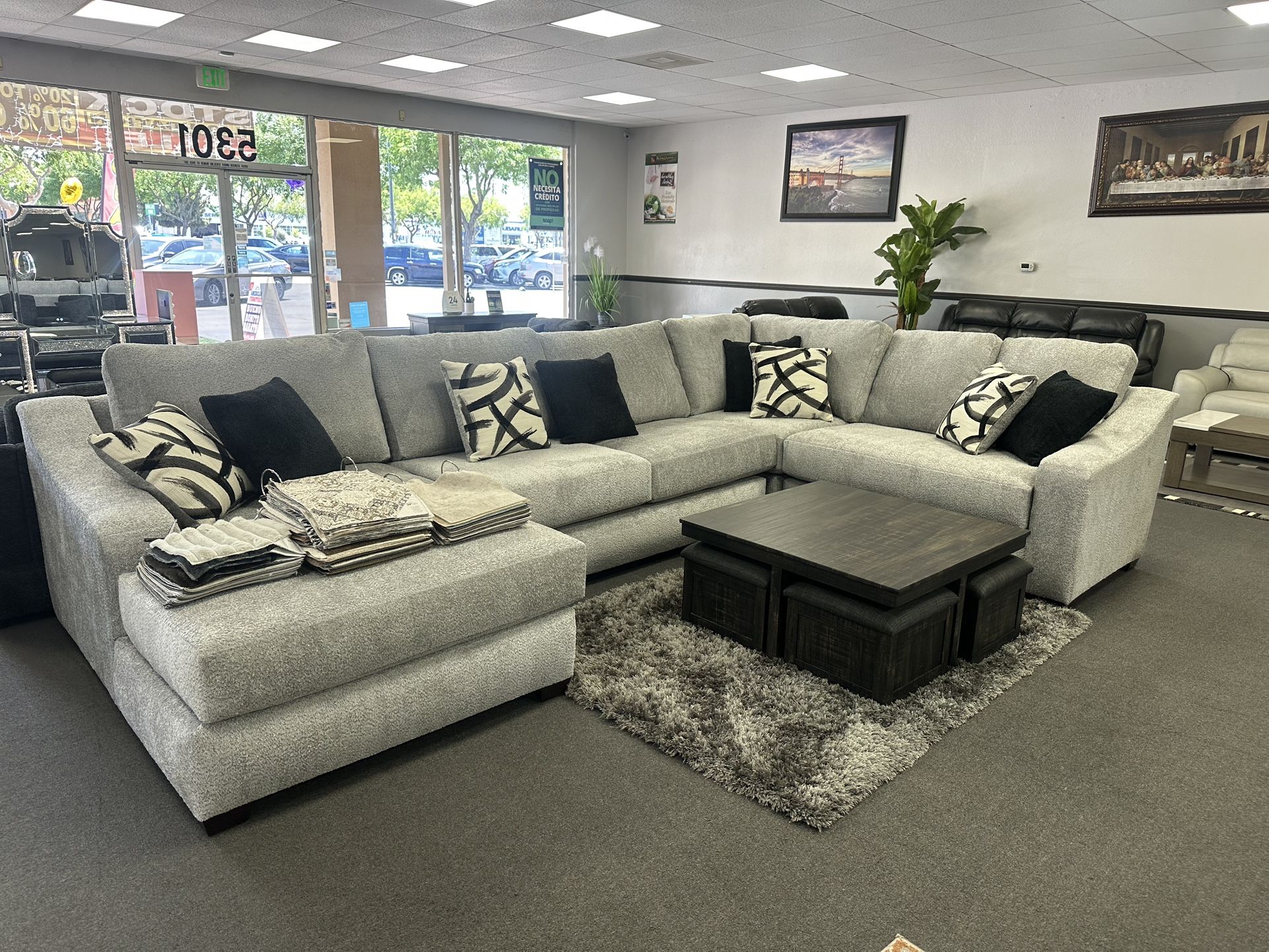 American Made πΊπΈ Huge Sofa Sectional Many Colors To Pick From & Customize
