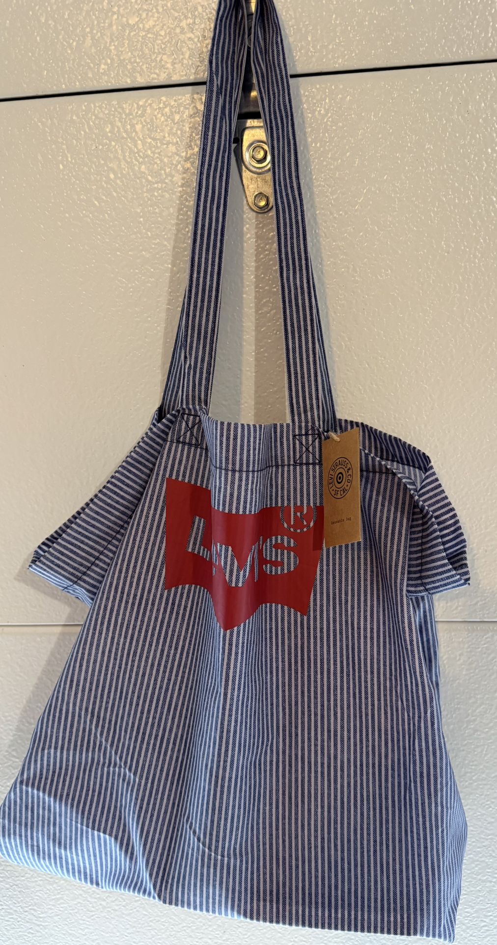 Levi’s Tote Bundle