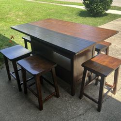 Table and 6 stools