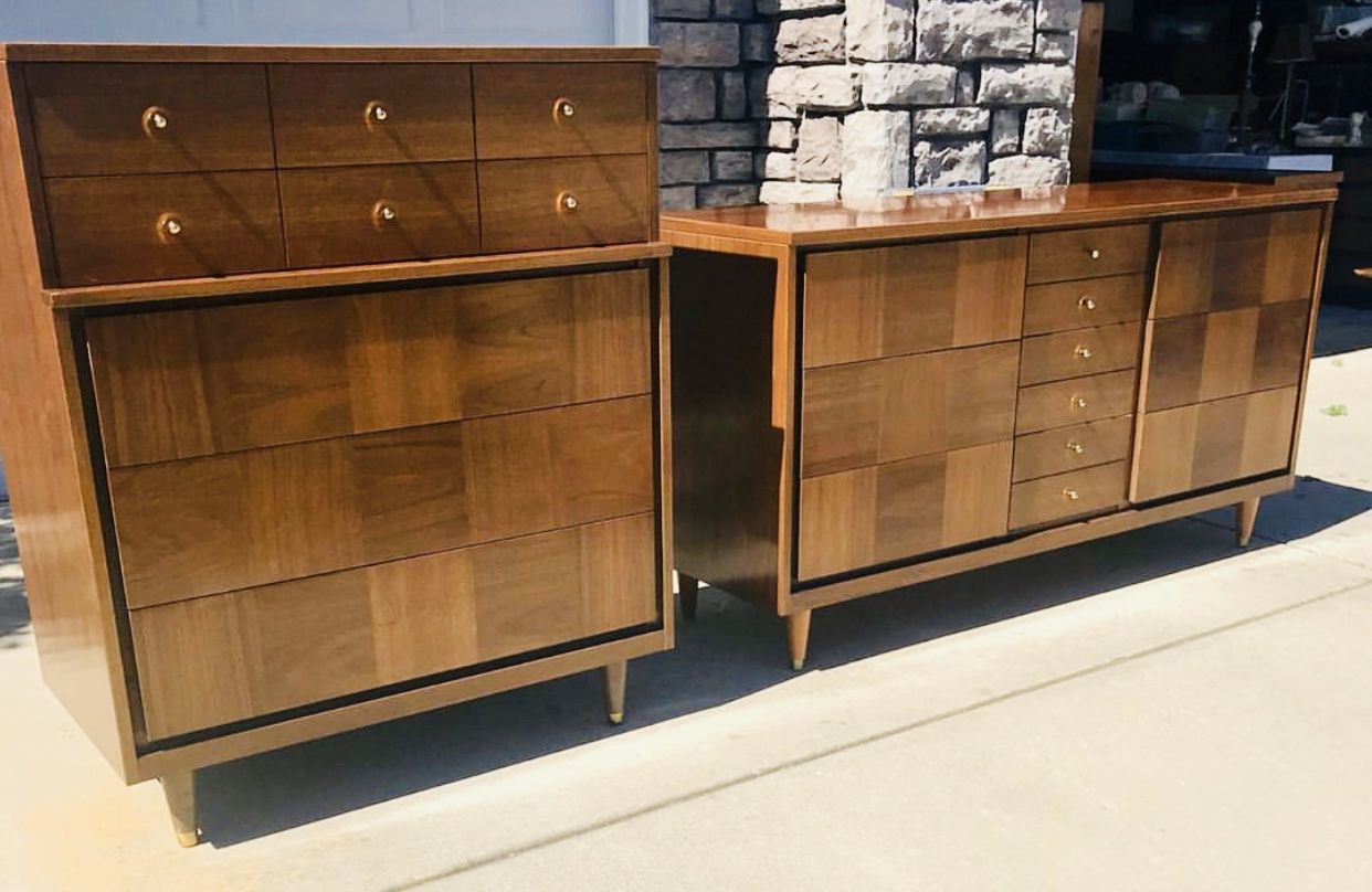 Vintage Mid Century Modern Walnut Dresser Set by LA Period Furniture