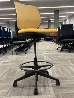 Steelcase Cobi Armless Stool (Yellow/Black)
