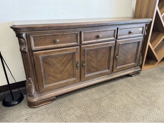 Ashley Charmond Dining Room Buffet