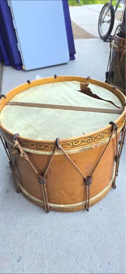 Vintage Rope-Tension Field Snare Drum