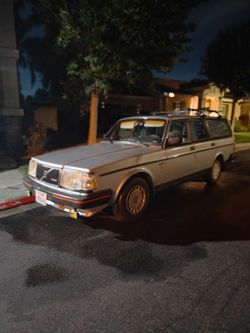 1989 classic 245 volvo wagon
