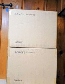 2xSpeakers-Sonos Outdoor Architecture Speakers by Sonance (White) (2xPAIRS  = x4 Outdoor Speakers Brand New Sealed Warranty Included.)