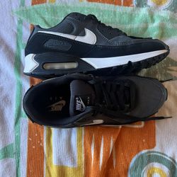 Nike air max (size 11)