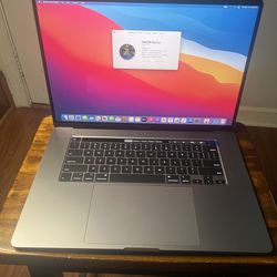 NEW 2019 Macbook Pro 16 Inch 32GB intel i9 8-Core 1TB 1 Count on Battery APPLECARE UNTIL SEPTEMBER 