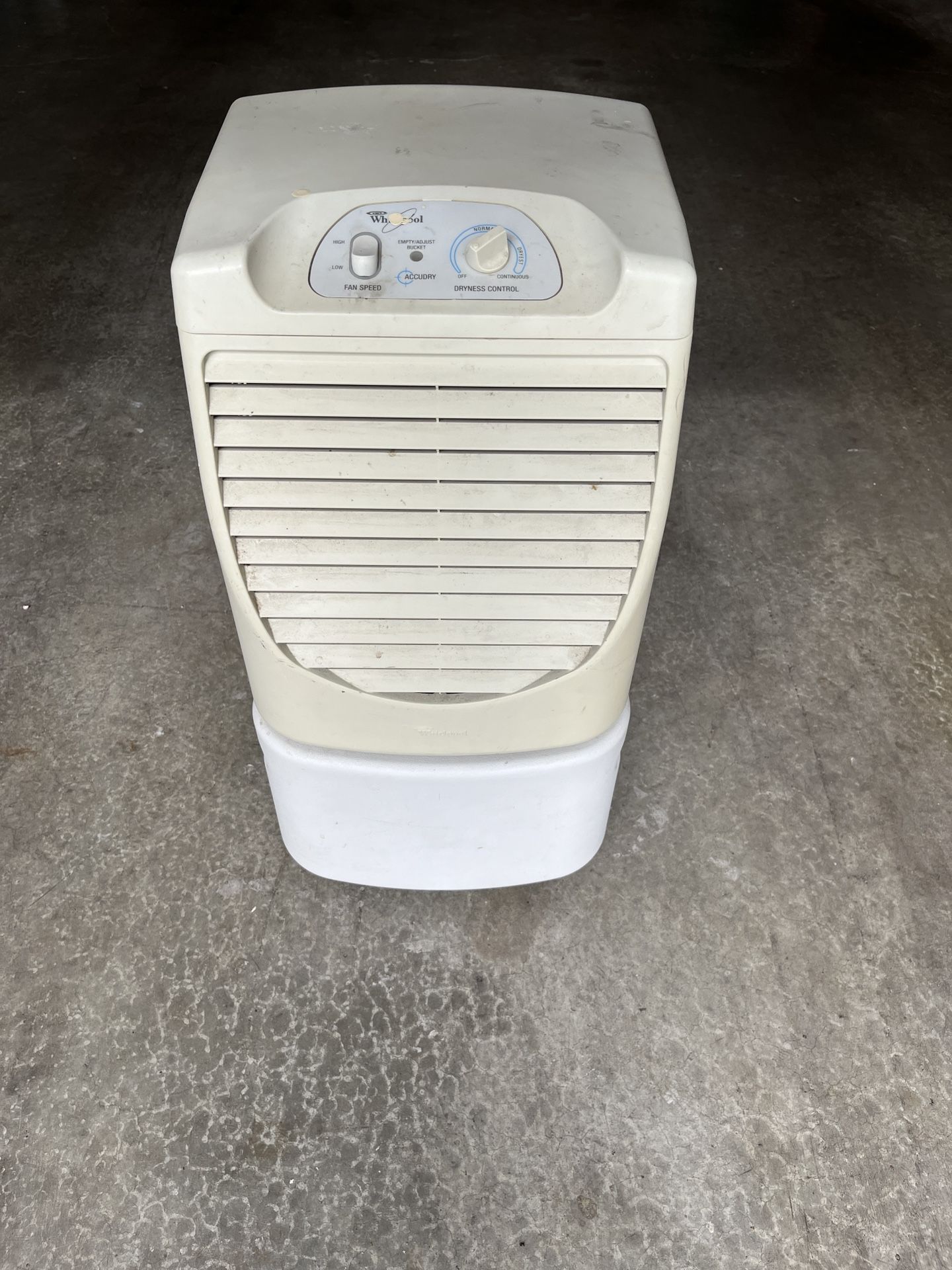 WHIRLPOOL DEHUMIDIFIER