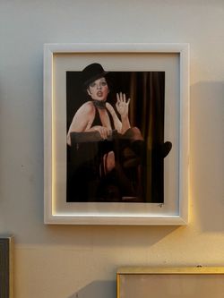 Original Liza Minnelli as Sally Bowles in Cabaret – Framed Artwork