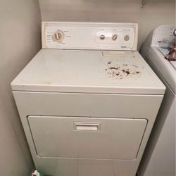 Selling my Kenmore 80 Series Electric Dryer it works great