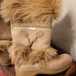 Tecnica Pony Fur Boots Size 10 