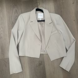 Cropped Style Blazer