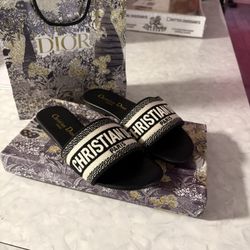 Christian Dior Paris sandals