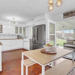Kitchen Table 