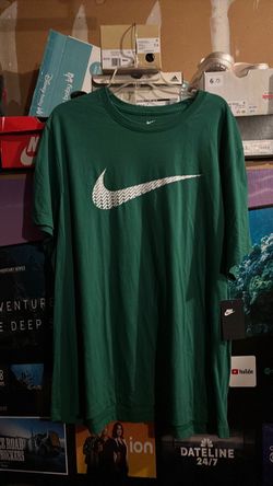 Nike Men’s Size 2XL