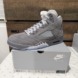 Wolf Grey 5 size 10M
