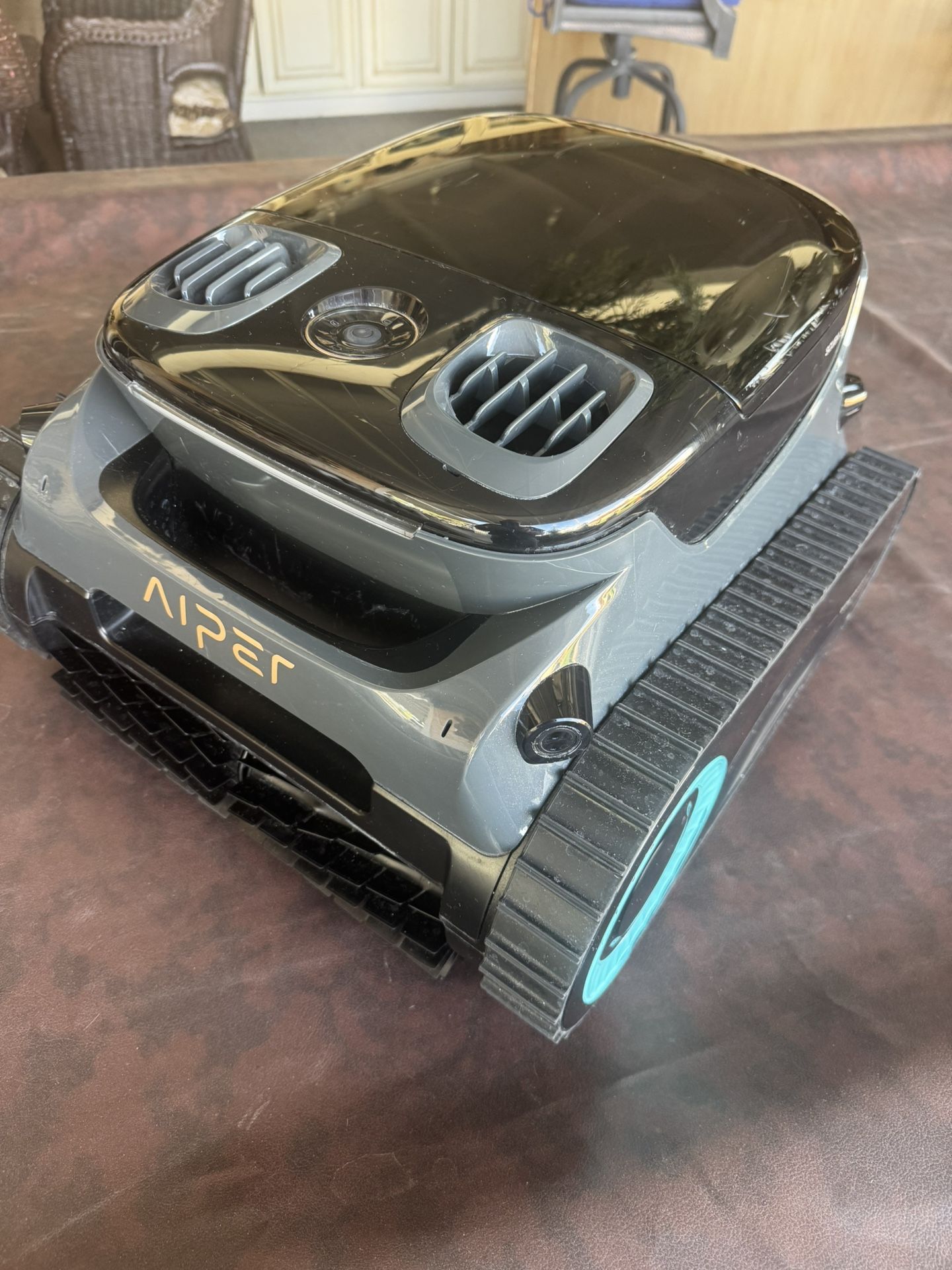 Aiper Scuba S1 Pro Robotic Pool Cleaner