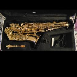 Gold Saxophone with Case
