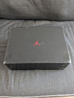 AIR JORDAN TENNIS SHOES