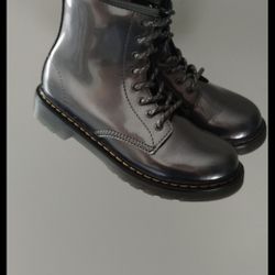 Kids Dr Martens Boots Size 3