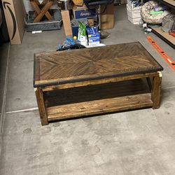 Lift-Top Coffee Table – Rustic Wood w/ Storage Shelf