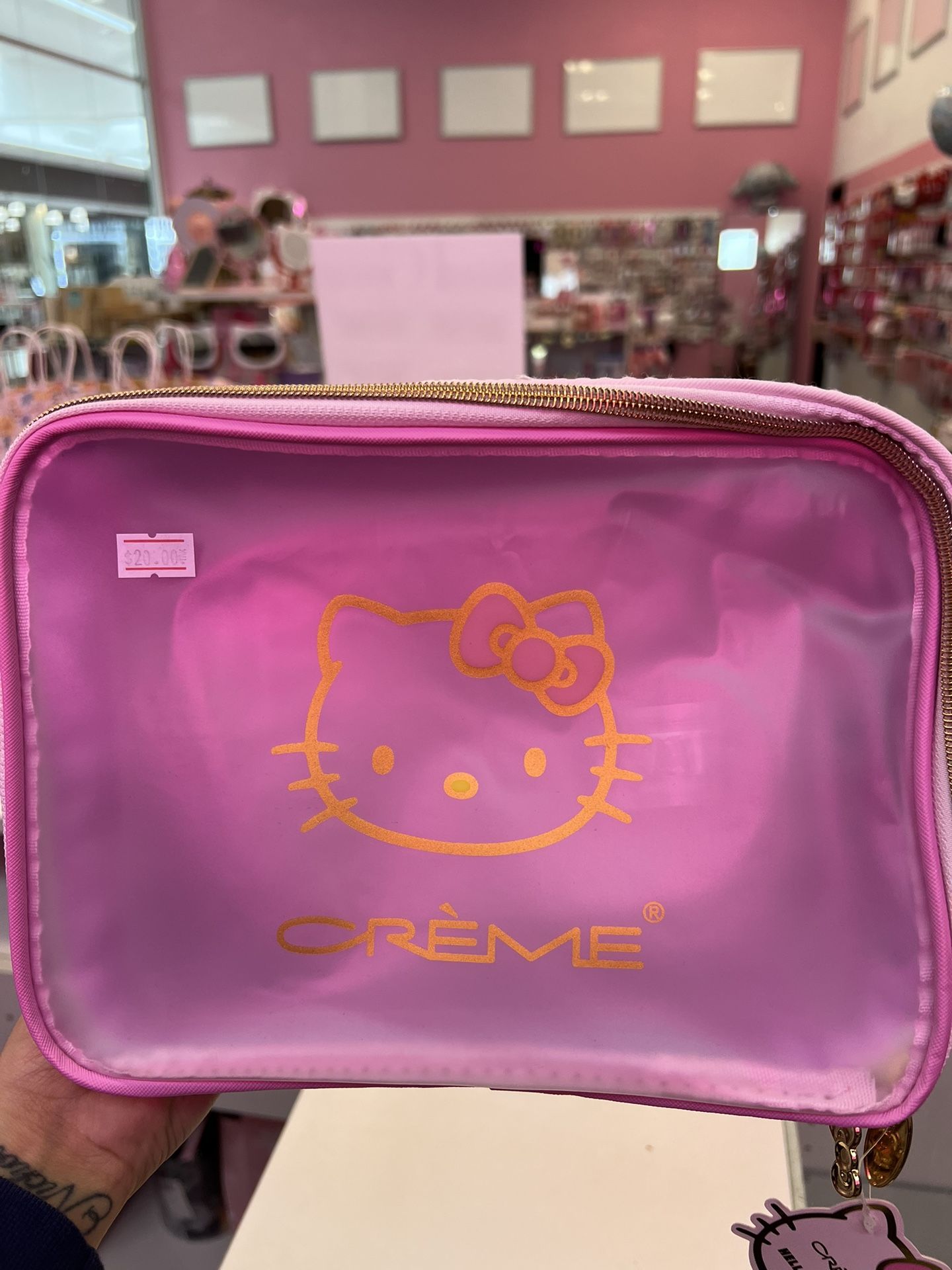 Hello Kitty Crème Makeup Bag 💕