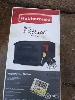 Tough polymer mailbox