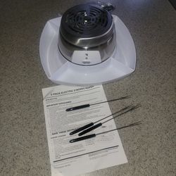 Brand New 6-piece Electric S'mores Maker