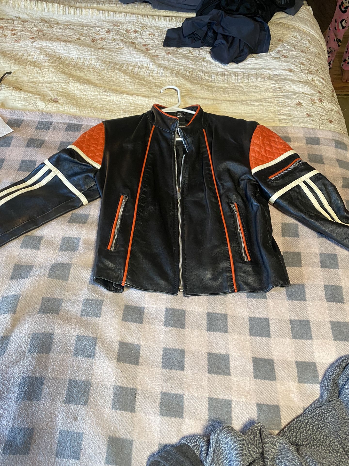 Leather riding jacket in champs for a small women’s straight from Sturgis