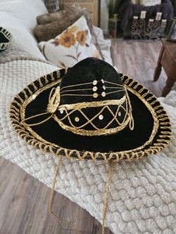 Mexican Hat 10.00  Extra Small Size 1-2years old