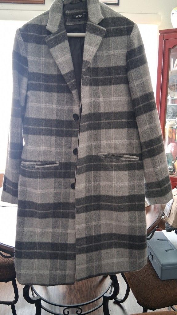 Men's Knee Length DKNY Coat Small 