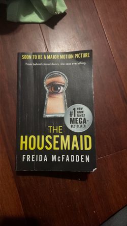 The Housemaid by Freida McFadden Paperback