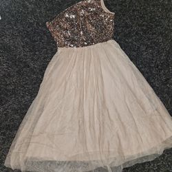 Womens Dress Size 8 Brand New 