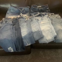 Levi’s pants and shorts Women Size 24x25 in good condition $15 each