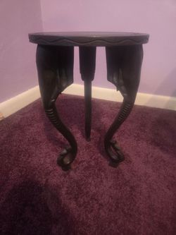 Elephant Stand, have other matching items too